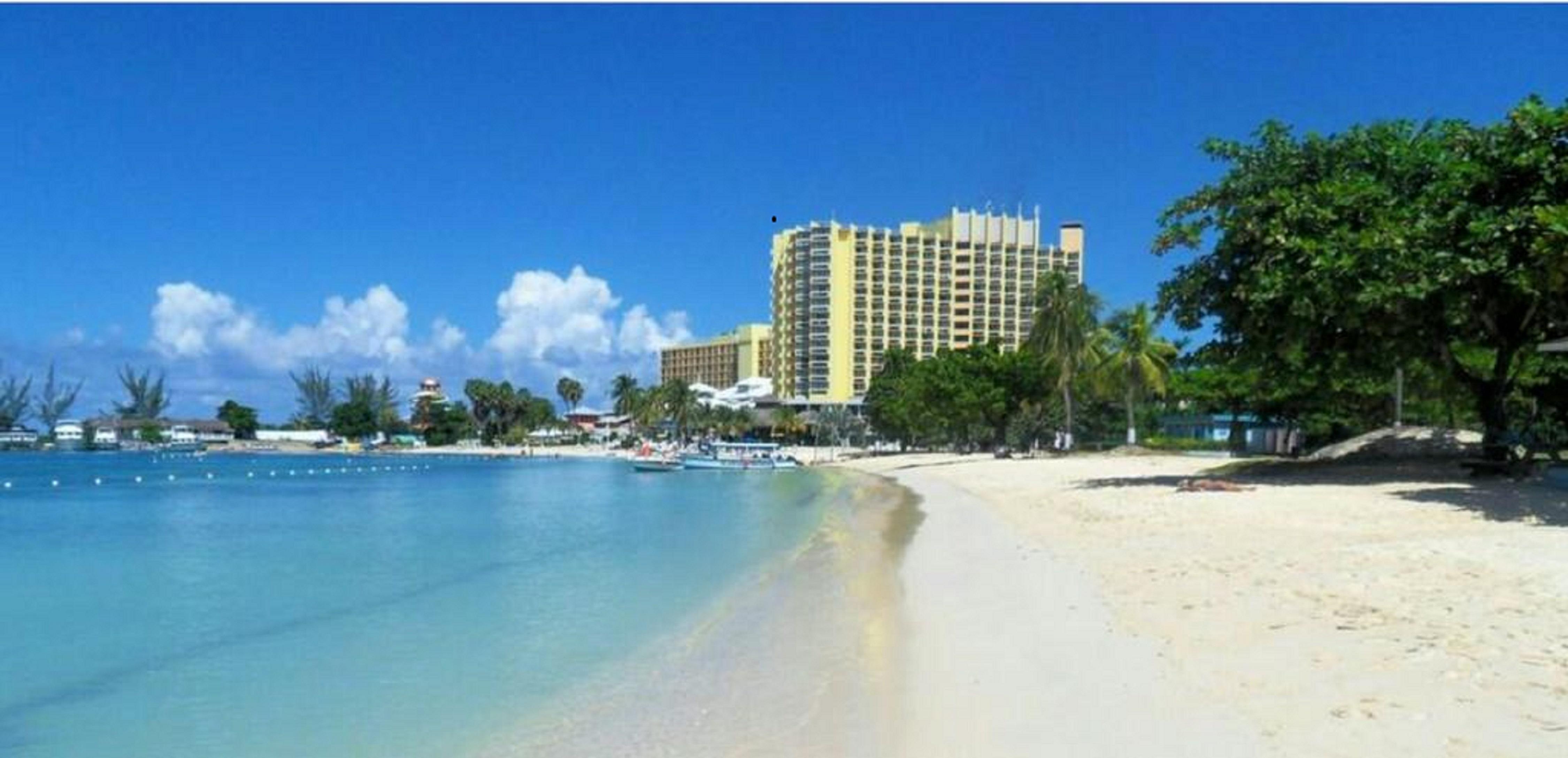 Fisherman'S Point Beach-Front Condomania Ocho Rios Exteriör bild