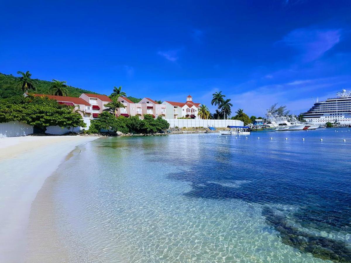 Fisherman'S Point Beach-Front Condomania Ocho Rios Exteriör bild