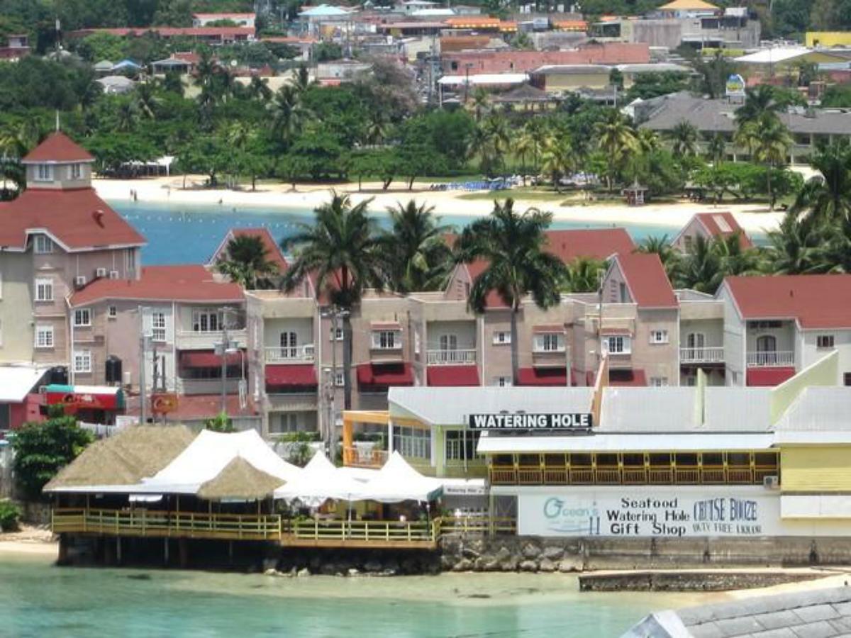 Fisherman'S Point Beach-Front Condomania Ocho Rios Exteriör bild