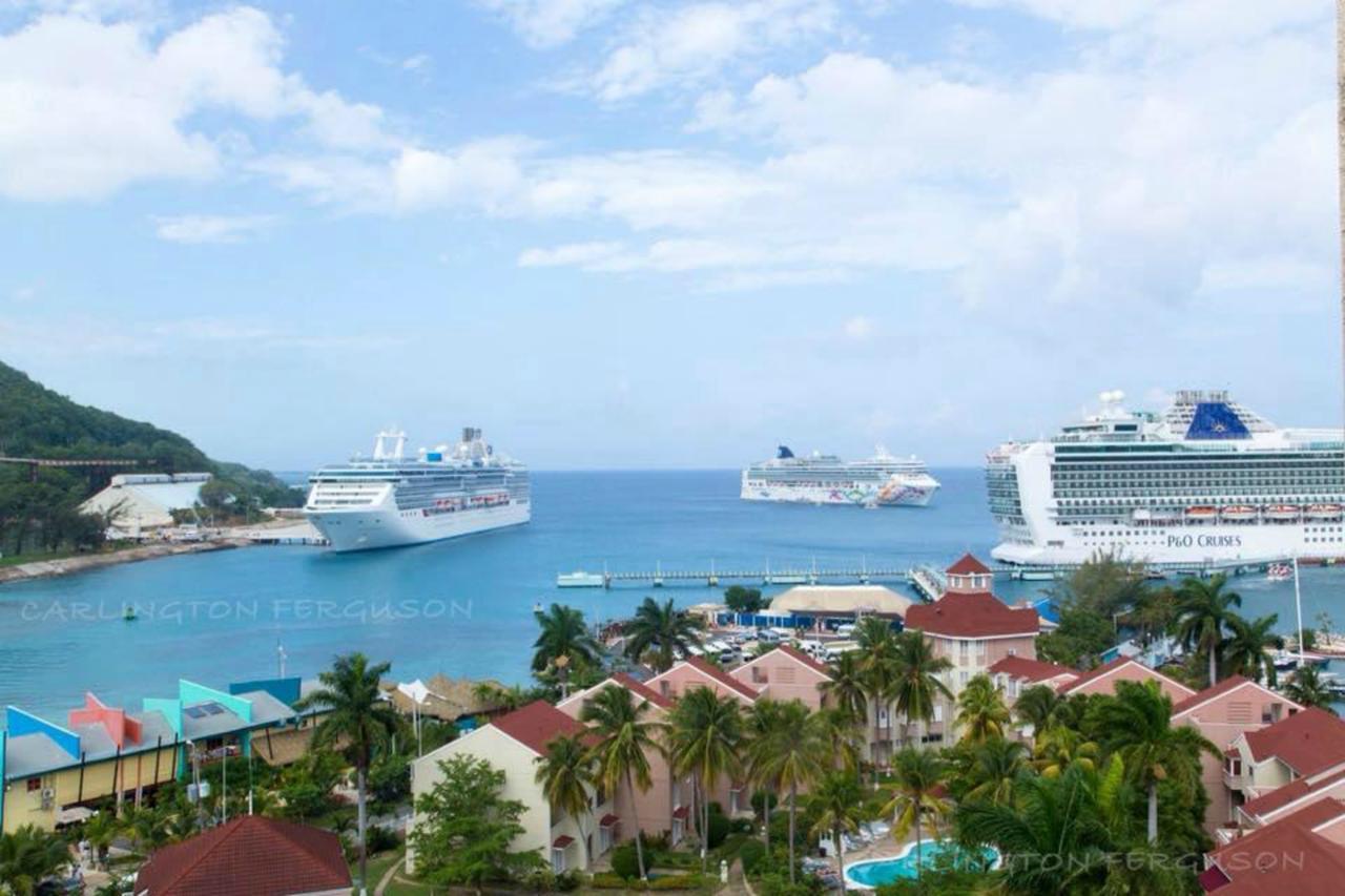 Fisherman'S Point Beach-Front Condomania Ocho Rios Exteriör bild